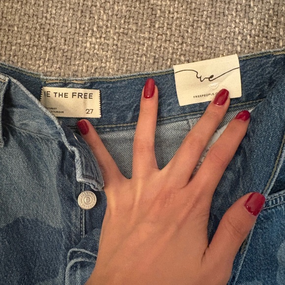 Free People “We The Free” Montana Floral Denim Bermuda Shorts – Size 27 - Picture 9 of 16